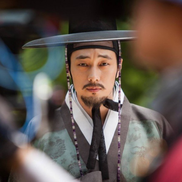 소지섭 한복.jpg
