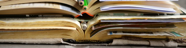 지키면 좋을 웹툰 플랫폼의 미덕 : 웹툰 제작에 필요한 자료 지원