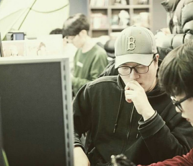 화제의 작가를 만나다 36 - '편의점 샛별이, 집주인 딸내미, 프로듀서' 활화산 작가 인터뷰