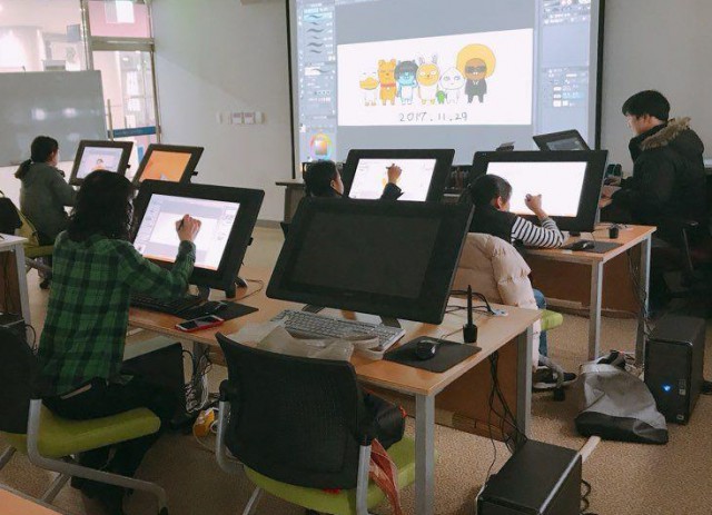 포항시립도서관, 만화자료실, 웹툰창작체험관으로 '인기'