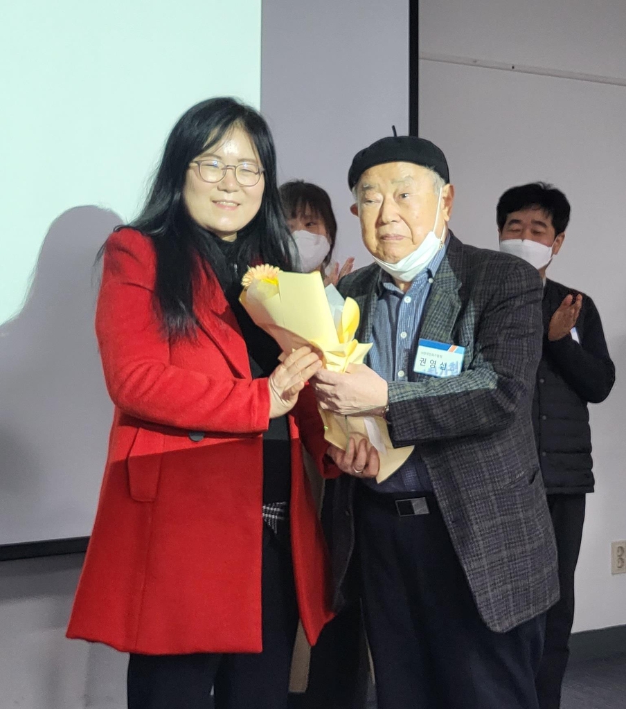 '아르미안의 네 딸들' 신일숙 작가, 한국만화가협회장 연임.jpg