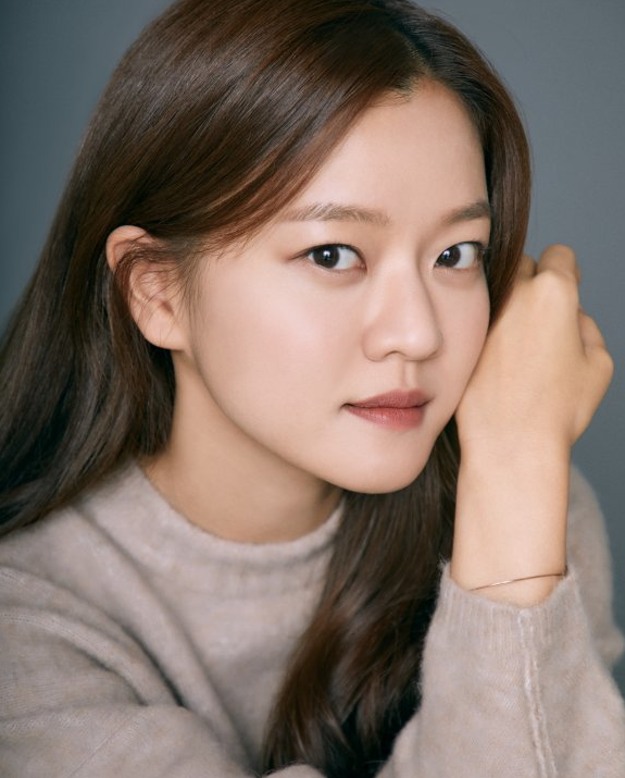 크라임퍼즐-고아성.PNG